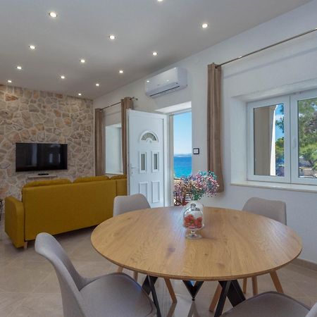 Apartment Zastupac 8761A ฮวาร์ ภายนอก รูปภาพ